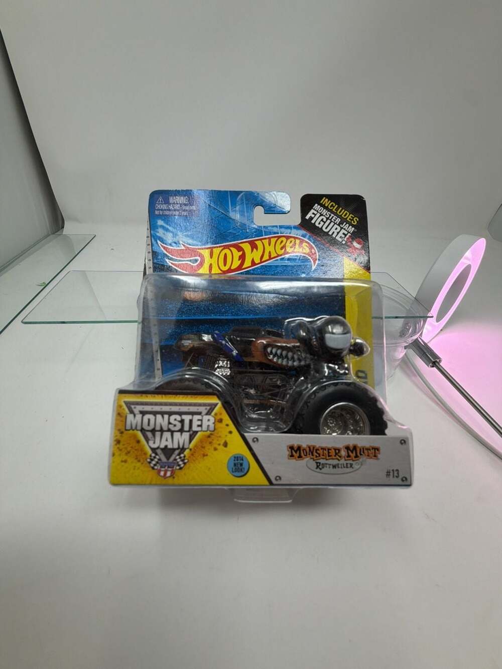 Hot Wheels Monster Jam Monster Mutt Rottweiler #13 1:64 Scale